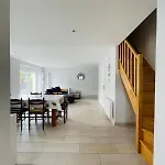 Maison Les Mottes-cour Et Garage Holiday home