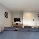 Maison Les Mottes-cour Et Garage Holiday home