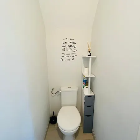 Prázdninový dům Maison Les Mottes-cour Et Garage