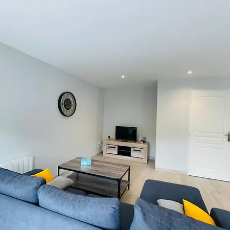 Vakantiehuis Maison Les Mottes-cour Et Garage Asnières-la-Giraud