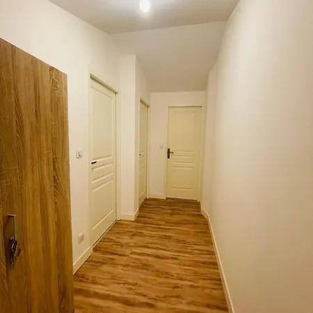 Maison Les Mottes-cour Et Garage * Asnières-la-Giraud