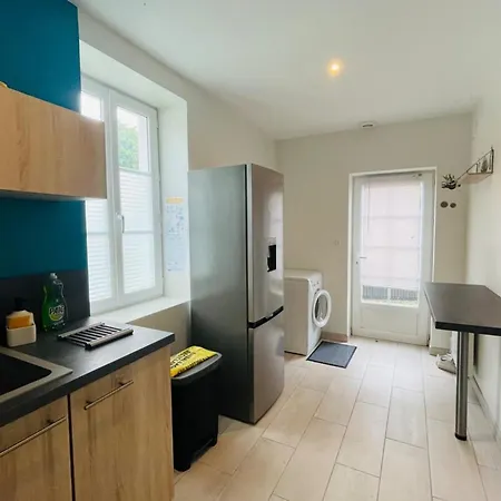 Maison Les Mottes-cour Et Garage Vakantiehuis Asnières-la-Giraud