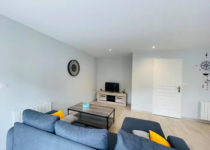 بيت للعطل Maison Les Mottes-cour Et Garage Asnières-la-Giraud