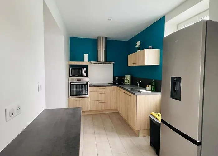 بيت للعطل Maison Les Mottes-cour Et Garage *