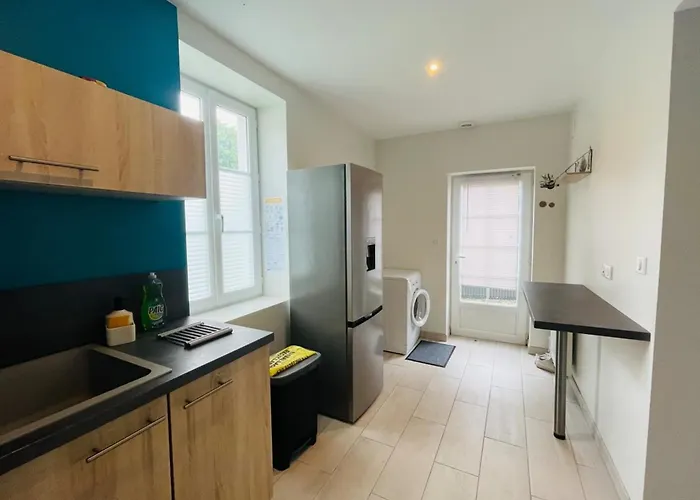 Maison Les Mottes-cour Et Garage بيت للعطل Asnières-la-Giraud